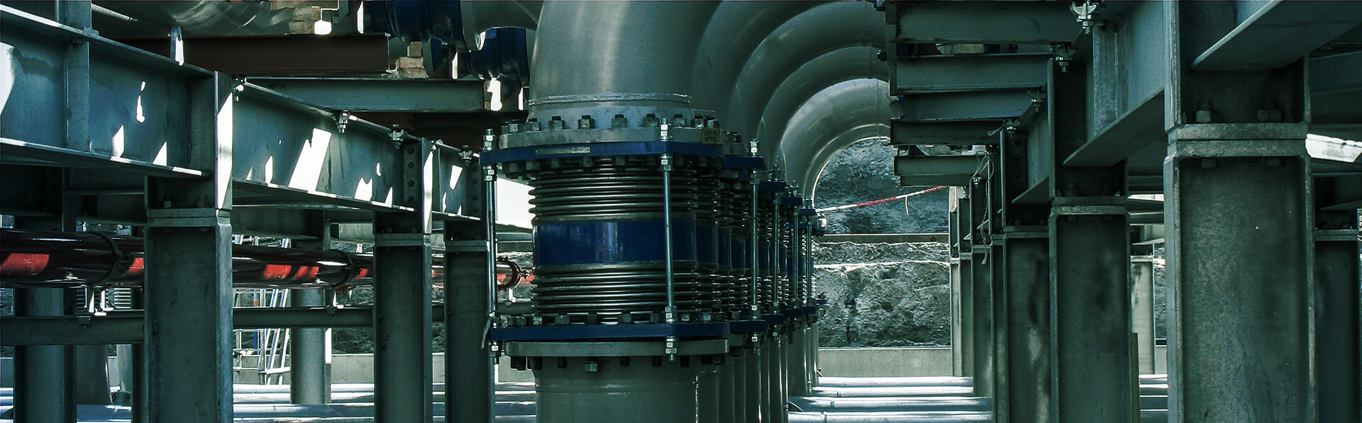 customised-metallic-expansion-joints_1920x597.psd